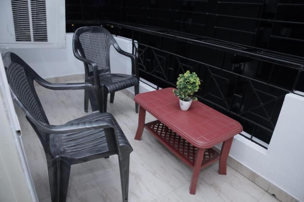 Ap Suite - By Ap Villa'S And Resort'S Ujjain Exteriör bild