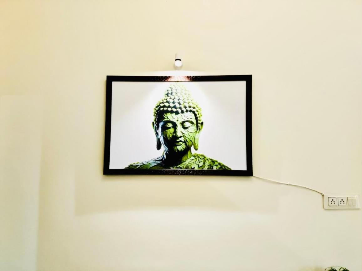 Ap Suite - By Ap Villa'S And Resort'S Ujjain Exteriör bild