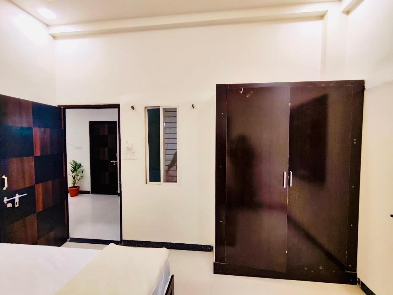 Ap Suite - By Ap Villa'S And Resort'S Ujjain Exteriör bild