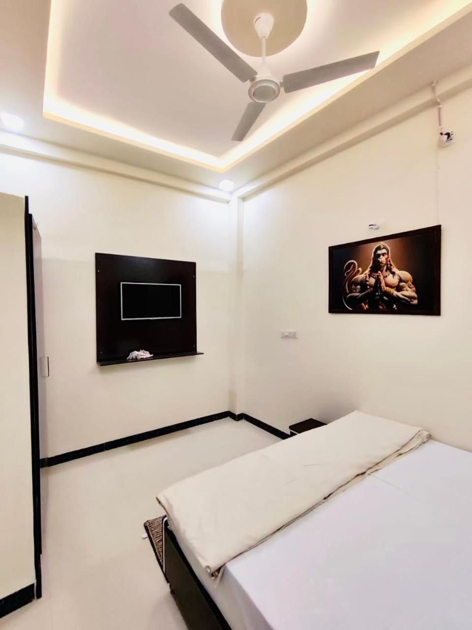Ap Suite - By Ap Villa'S And Resort'S Ujjain Exteriör bild